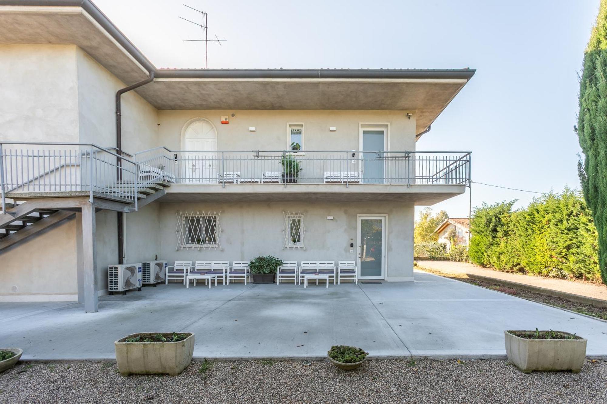 Ferienwohnung Bed Gold Castelnuovo del Garda Exterior foto