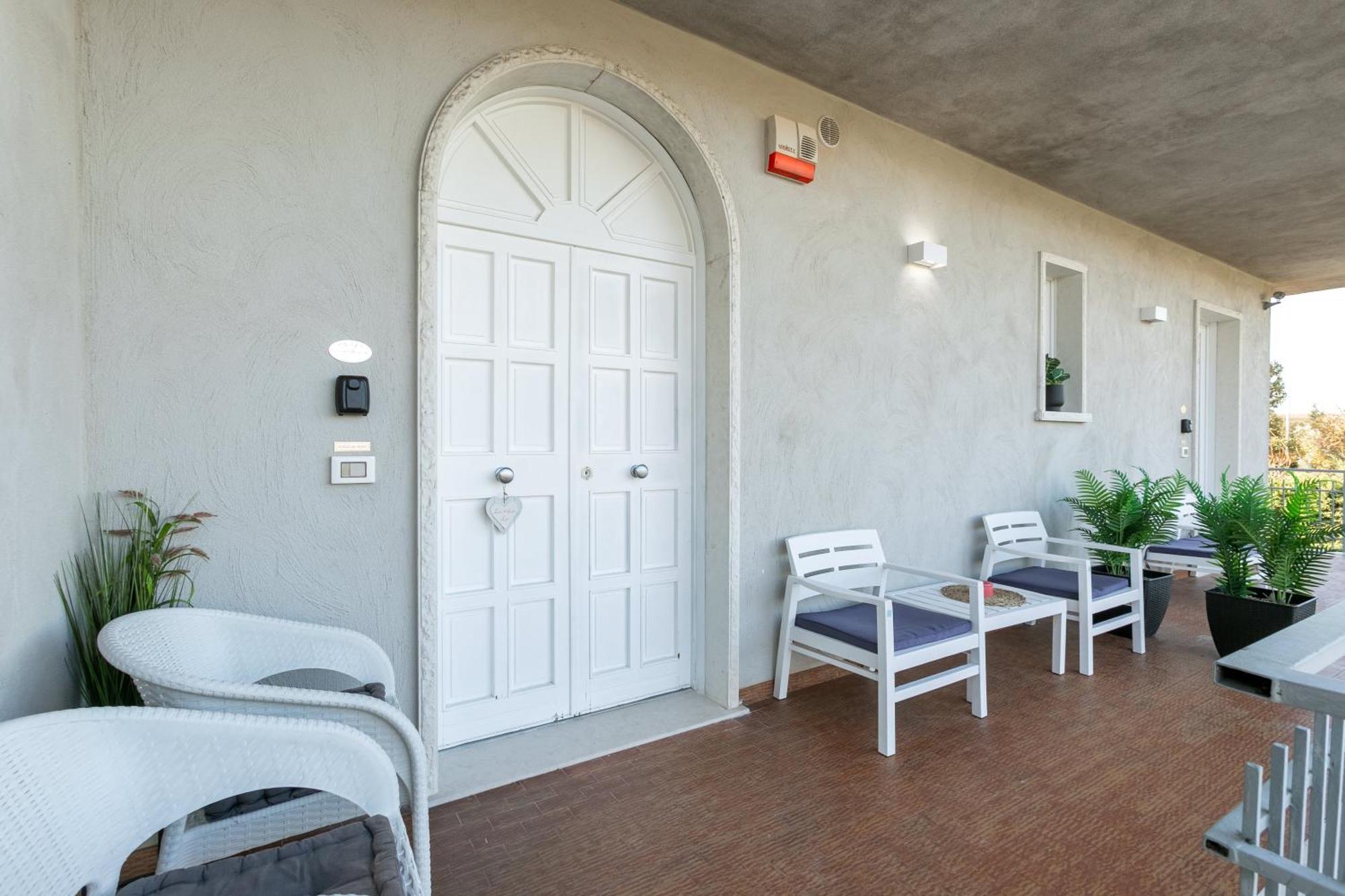 Ferienwohnung Bed Gold Castelnuovo del Garda Exterior foto
